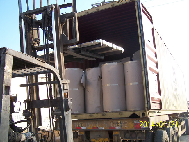 loading-in-container.jpg